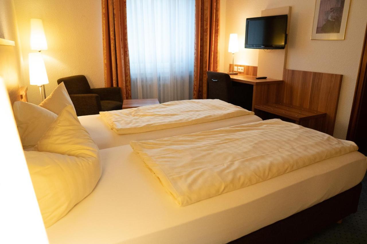 Hotel Jaegerhof 巴特赫尔斯费尔德 外观 照片